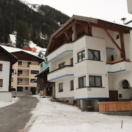 度假居 Modern Holiday In Near Skiing Area 伊施格尔